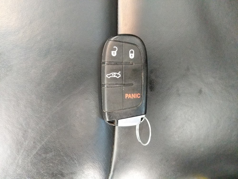 2016 Chrysler 300 - Keys