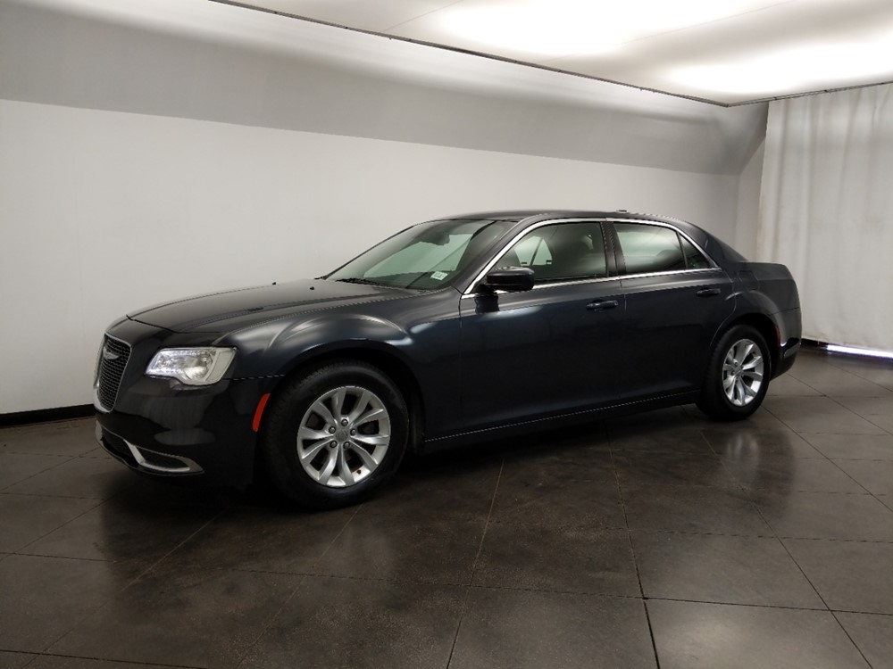 2016 Chrysler 300 - Driver Front Side