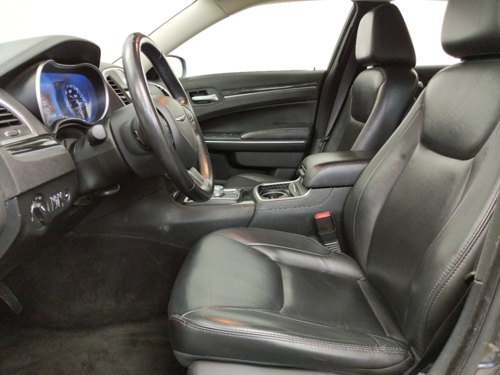 2016 Chrysler 300 - Driver Front Seat