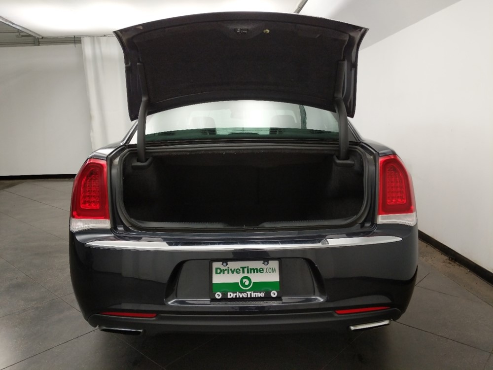 2016 Chrysler 300 - Trunk