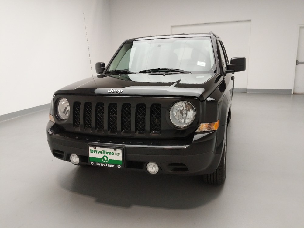 2017 Jeep Patriot - Driver Front Hood