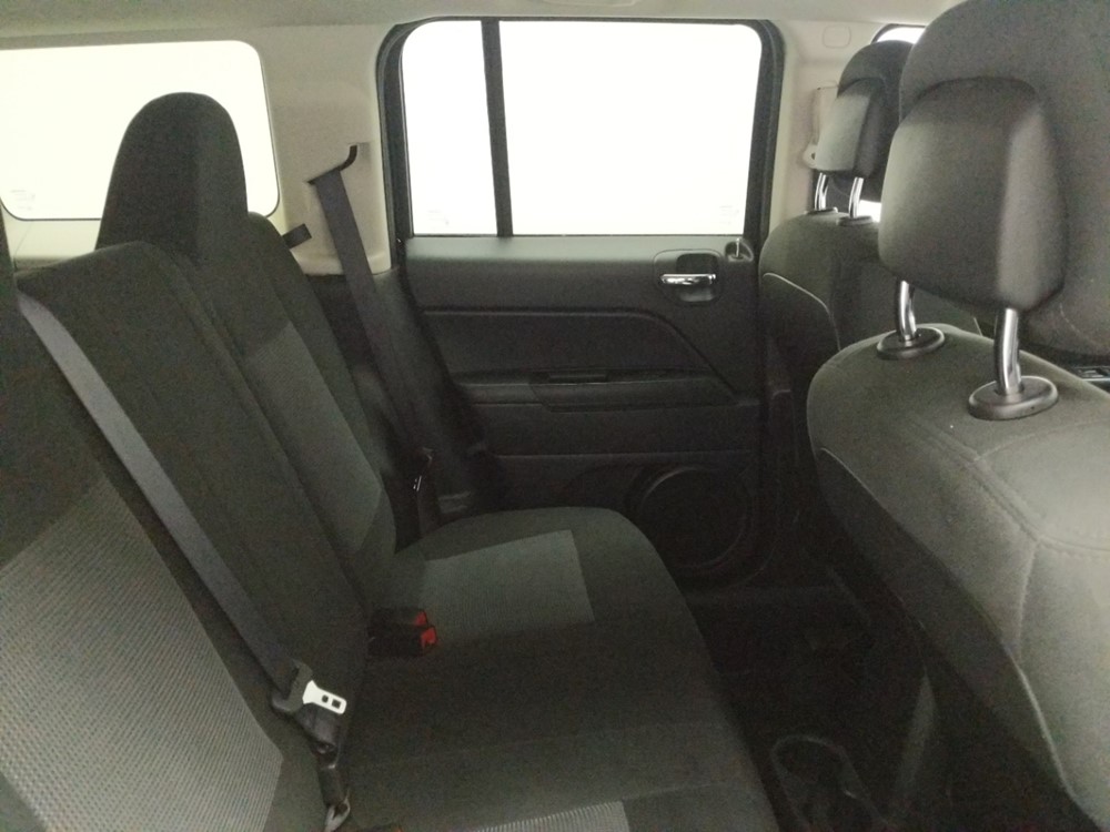 2017 Jeep Patriot - Passenger Rear Seat