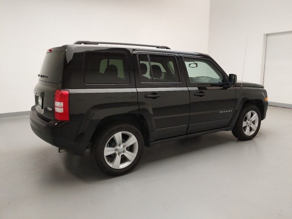 2017 Jeep Patriot - Passenger Rear Side