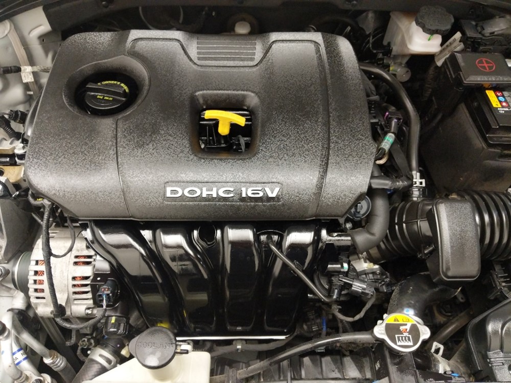 2017 Hyundai Elantra - Engine