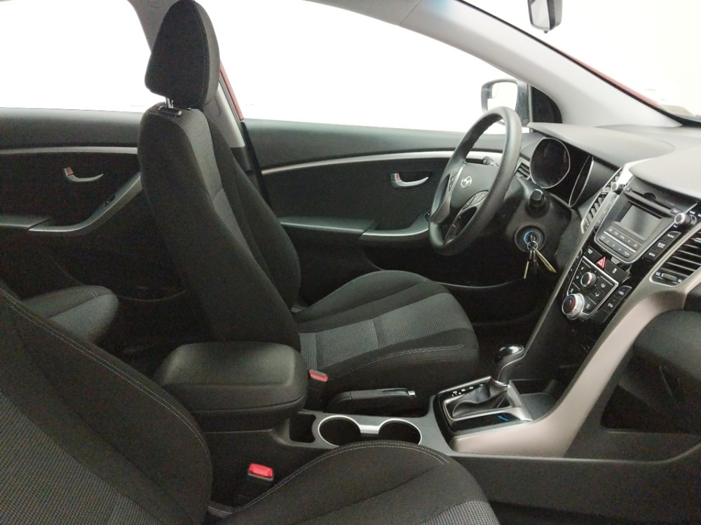 2017 Hyundai Elantra - Passenger Front Seat