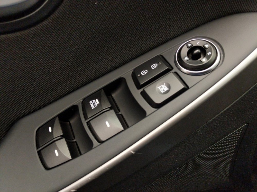 2017 Hyundai Elantra - Driver Power Windows/Lock Control