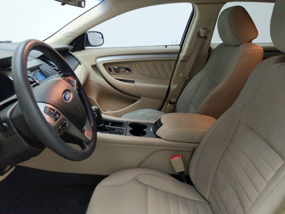 2016 Ford Taurus - Driver Front Seat