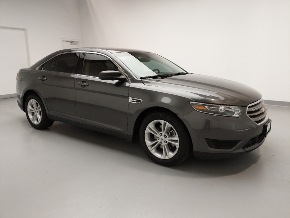 2016 Ford Taurus - Passenger Front Side