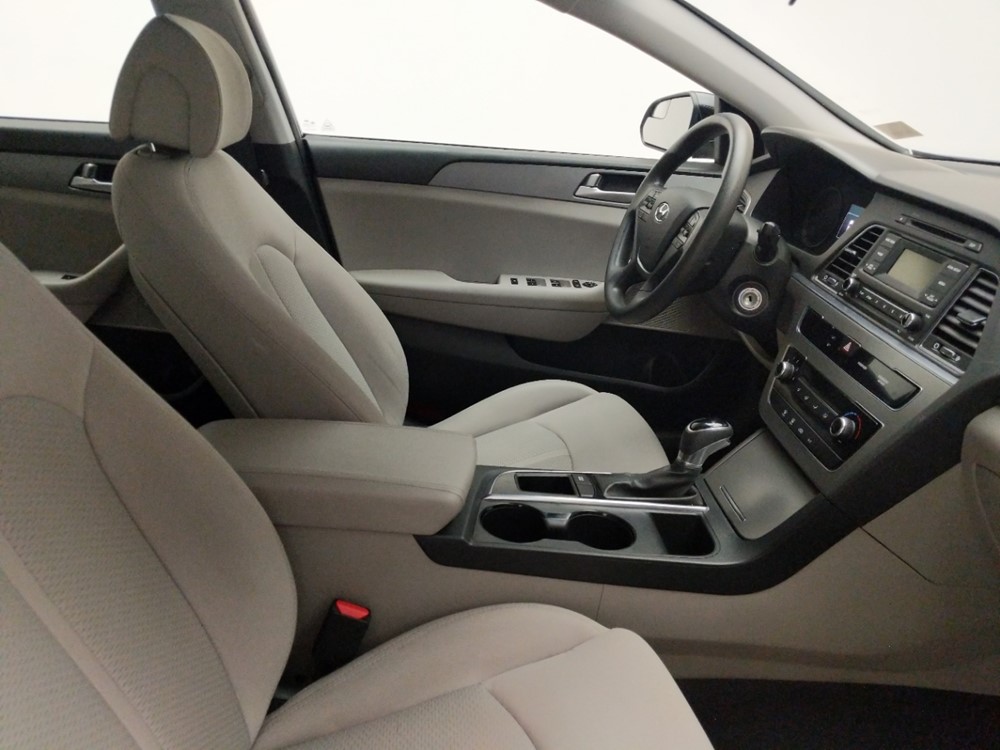 2017 Hyundai Sonata - Passenger Front Seat