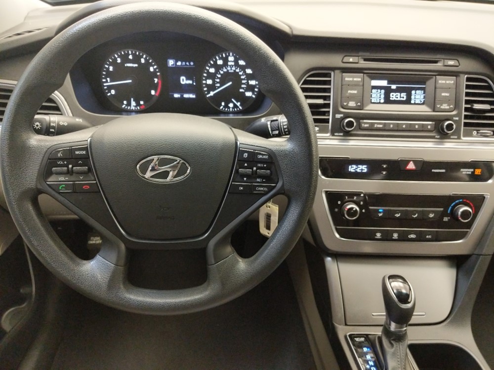 2017 Hyundai Sonata - Driver Dash