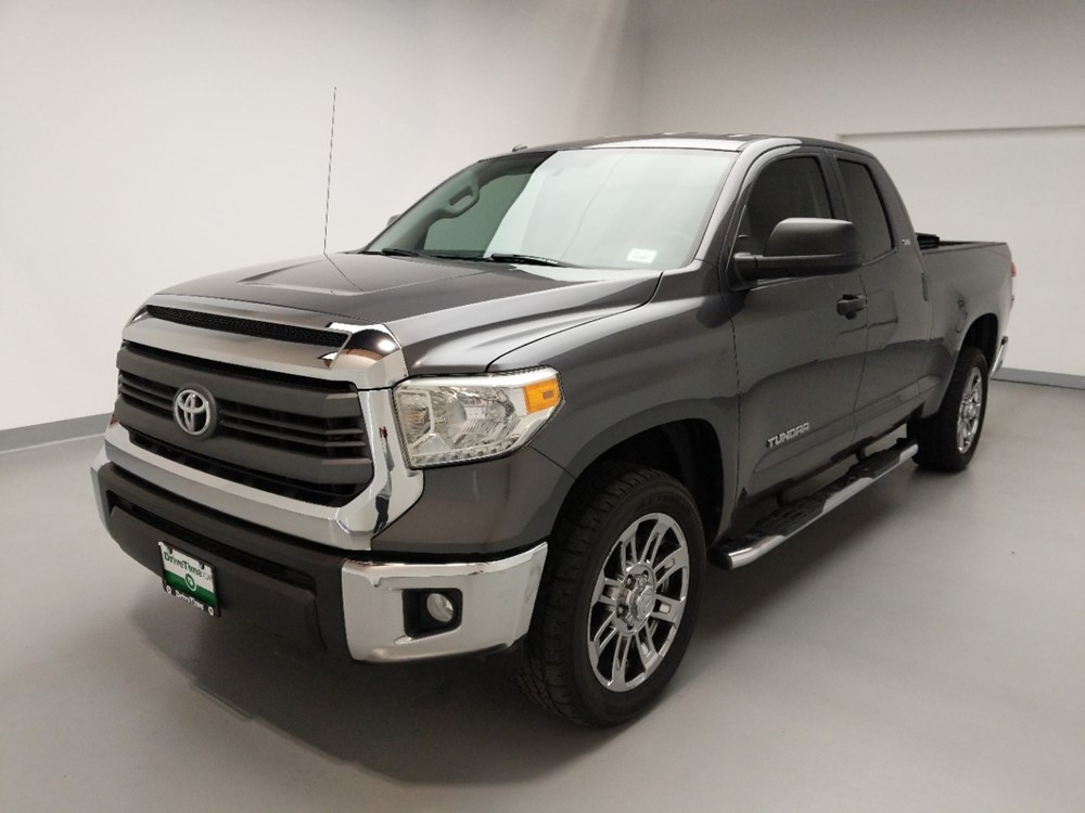 2014 Toyota Tundra - Driver Front Bumper