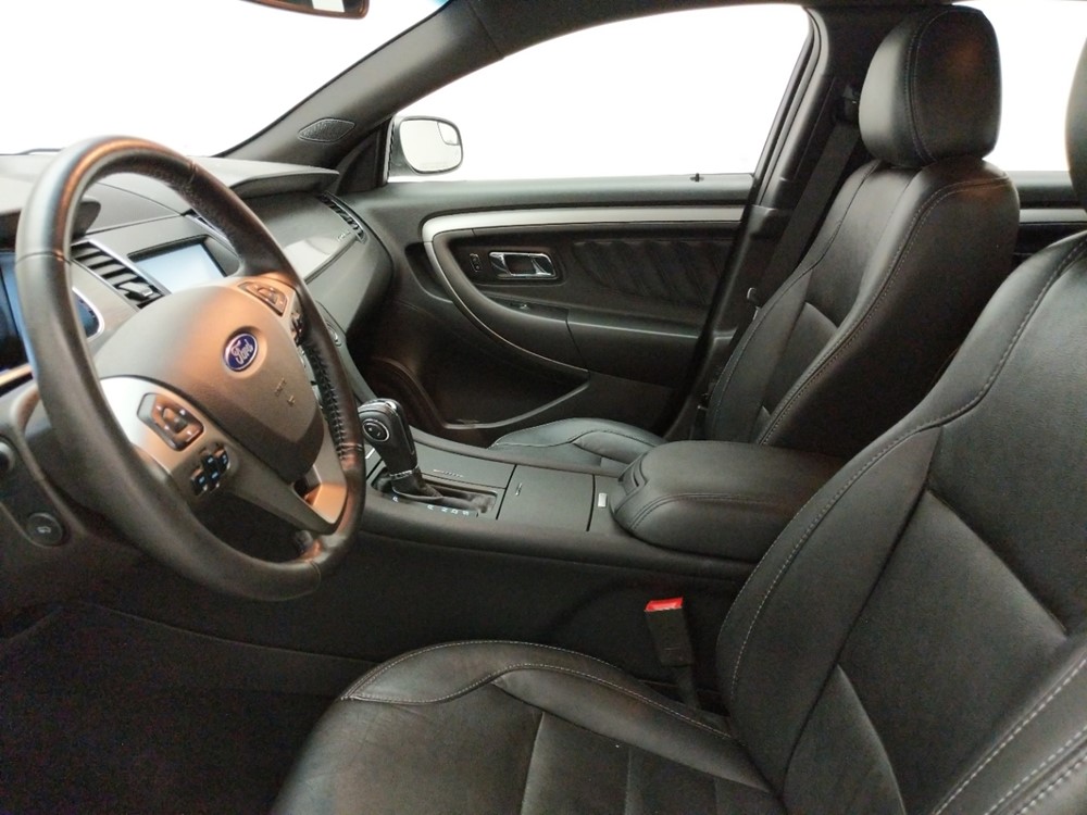 2015 Ford Taurus - Driver Front Seat