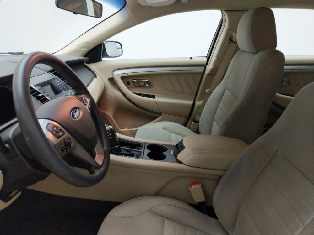 2016 Ford Taurus - Driver Front Seat