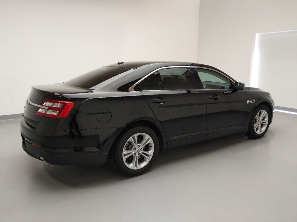 2016 Ford Taurus - Passenger Rear Side