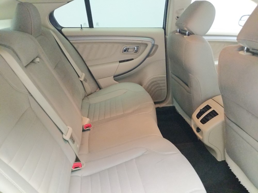 2016 Ford Taurus - Passenger Rear Seat