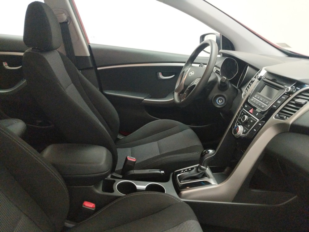 2017 Hyundai Elantra - Passenger Front Seat