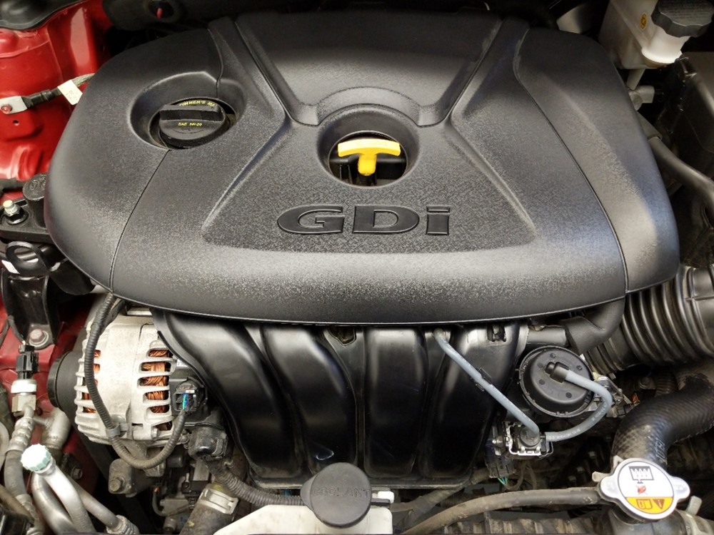 2017 Hyundai Elantra - Engine