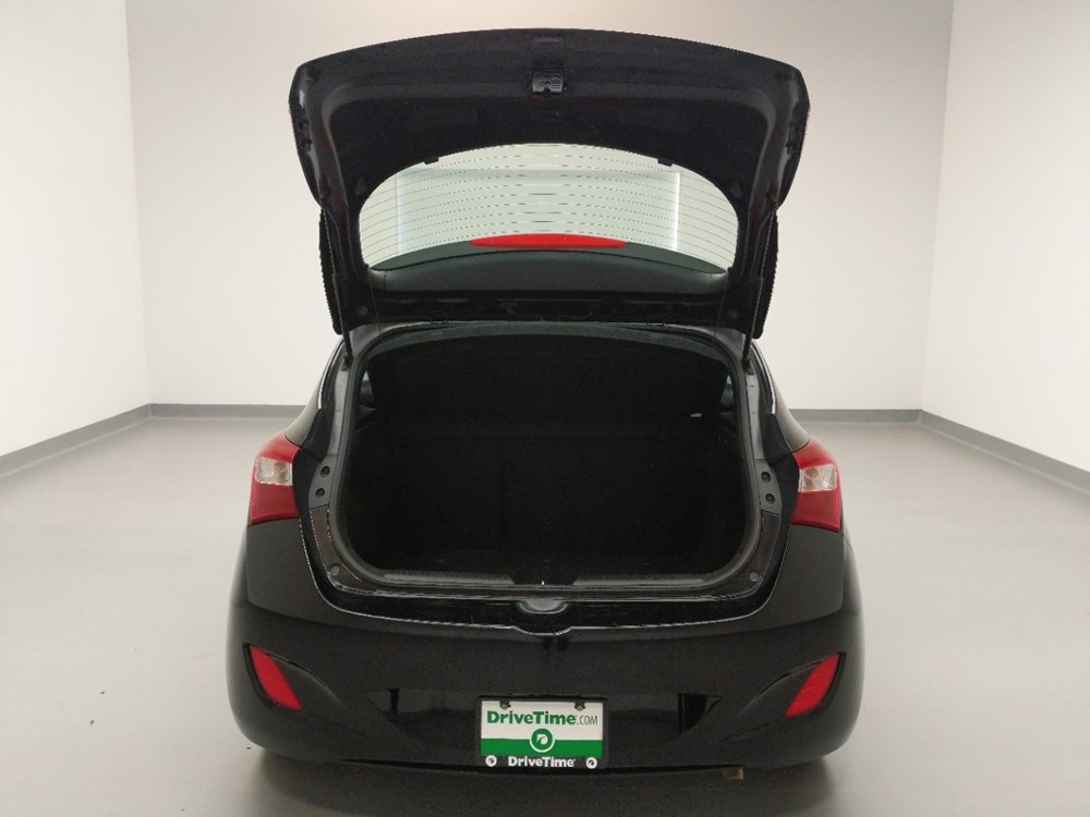 2017 Hyundai Elantra - Trunk