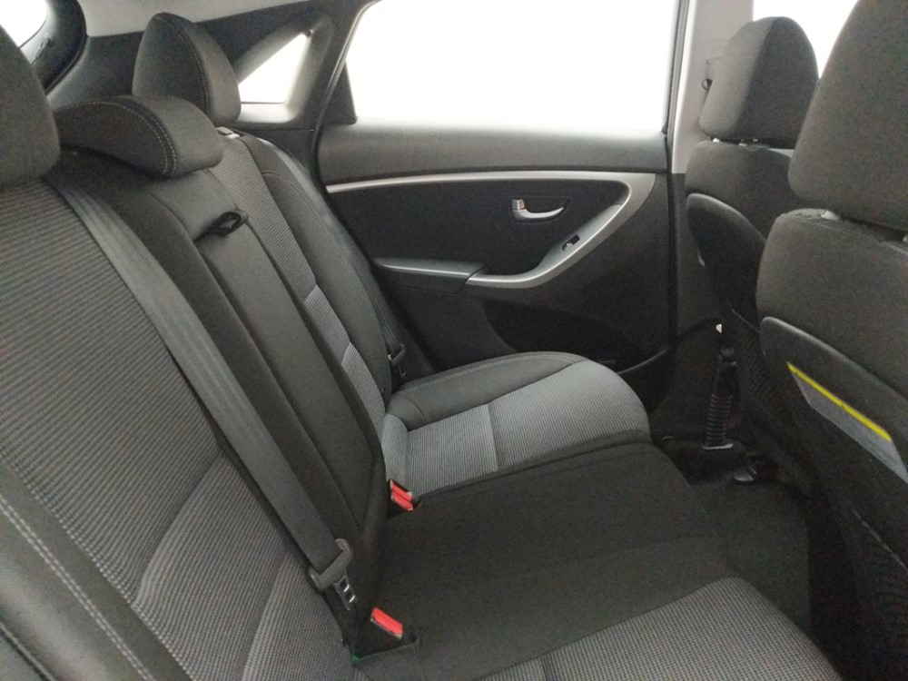 2017 Hyundai Elantra - Passenger Rear Seat