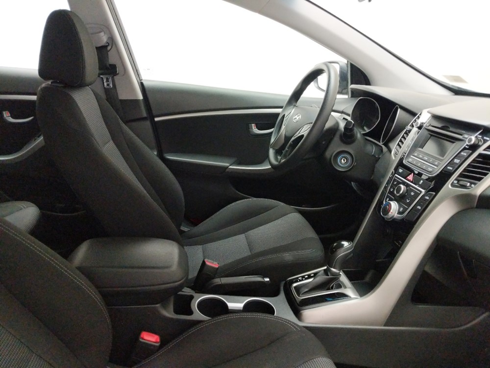 2017 Hyundai Elantra - Passenger Front Seat