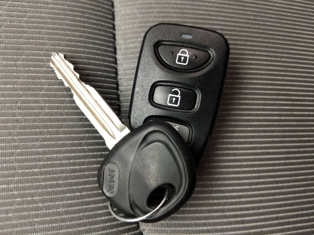 2018 Hyundai Elantra - Keys
