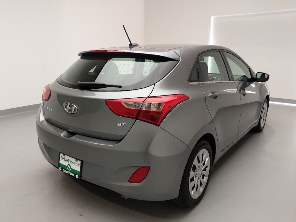 2017 Hyundai Elantra - Passenger Rear Bumper