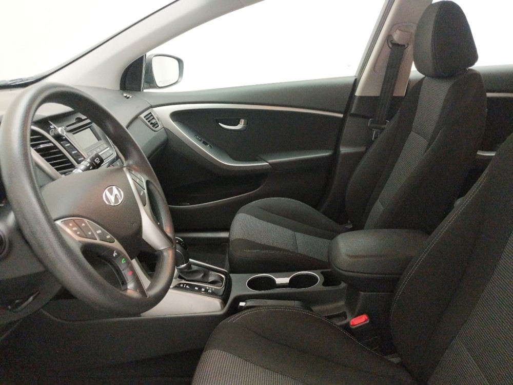 2017 Hyundai Elantra - Driver Front Seat