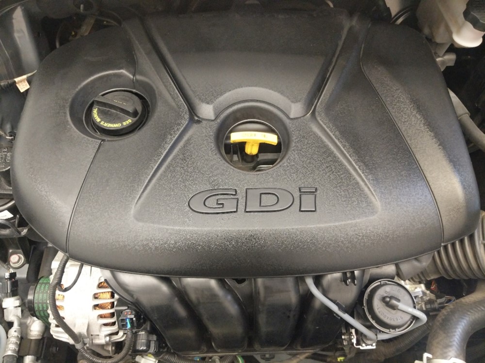 2017 Hyundai Elantra - Engine