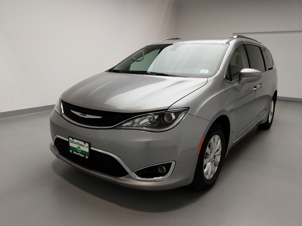 Used 2018 Chrysler Pacifica Driver Front Bumper