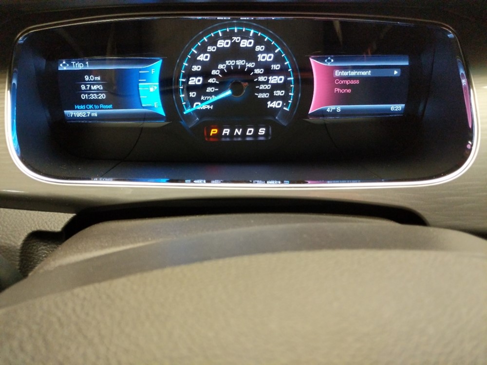 2015 Ford Taurus - Odometer Close Up