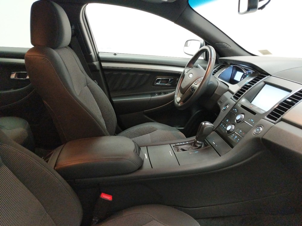 2015 Ford Taurus - Passenger Front Seat