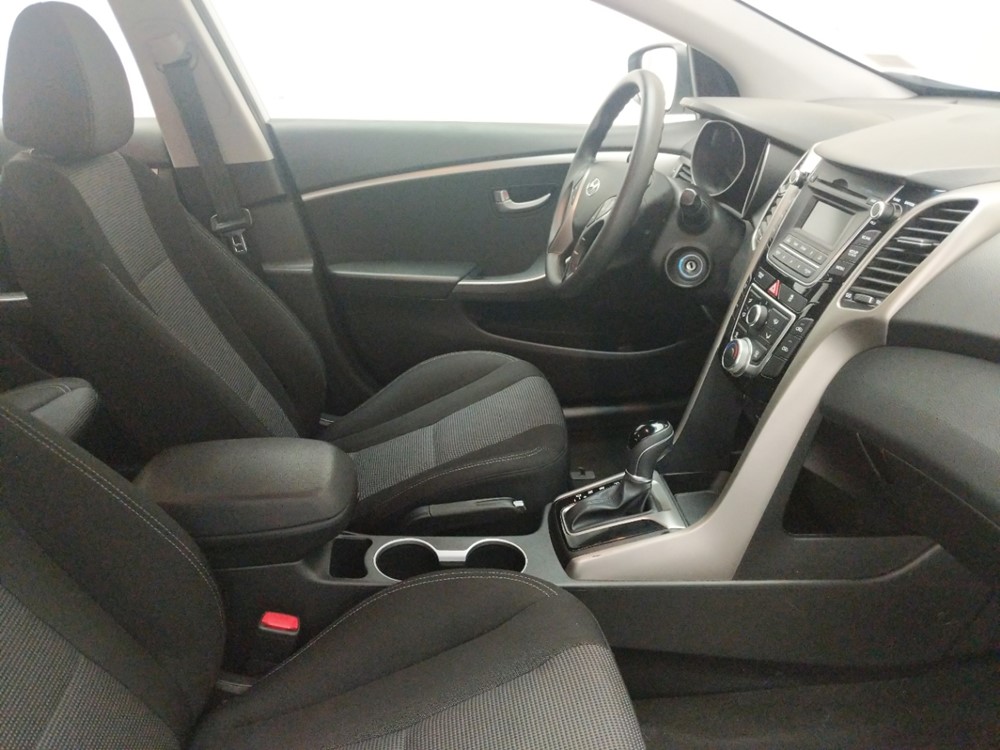 2017 Hyundai Elantra - Passenger Front Seat