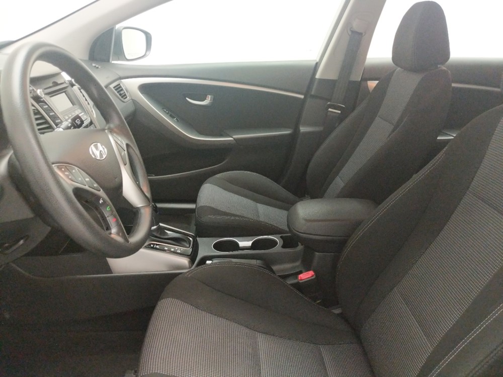 2017 Hyundai Elantra - Driver Front Seat