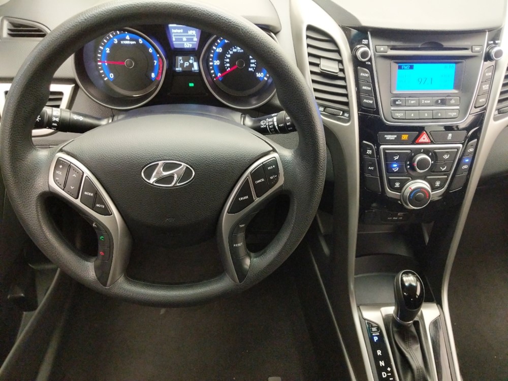 2017 Hyundai Elantra - Driver Dash