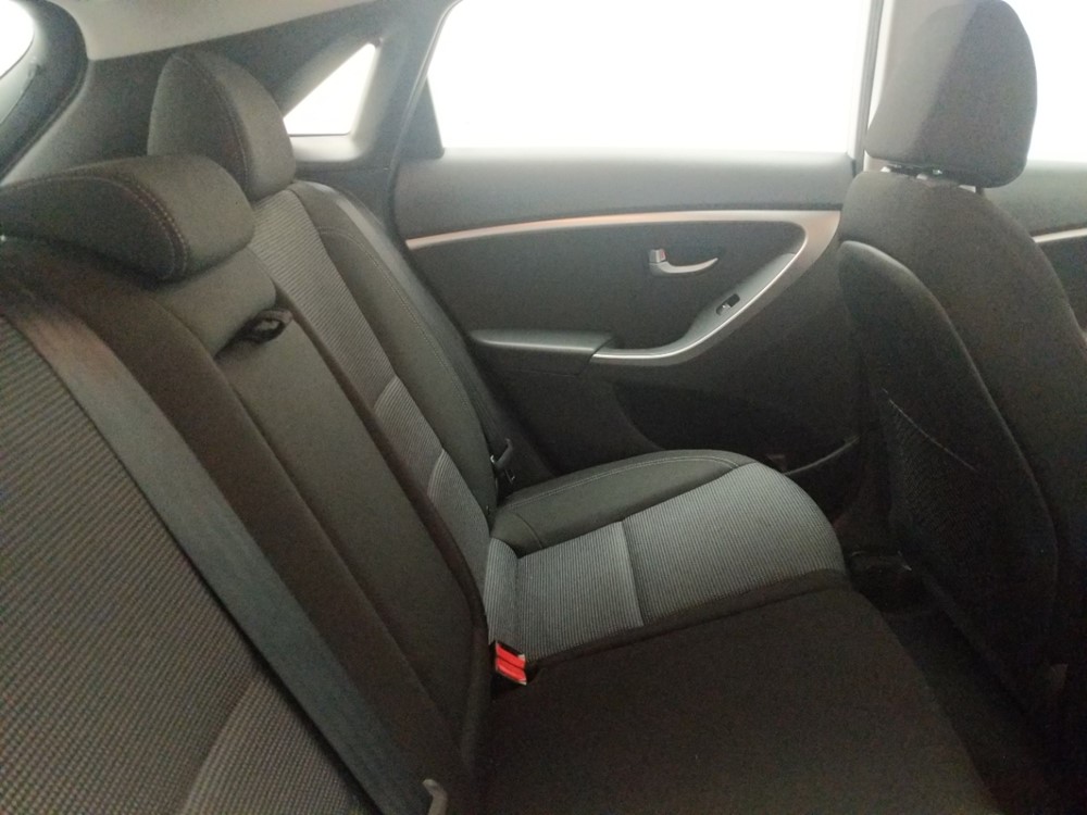 2017 Hyundai Elantra - Passenger Rear Seat