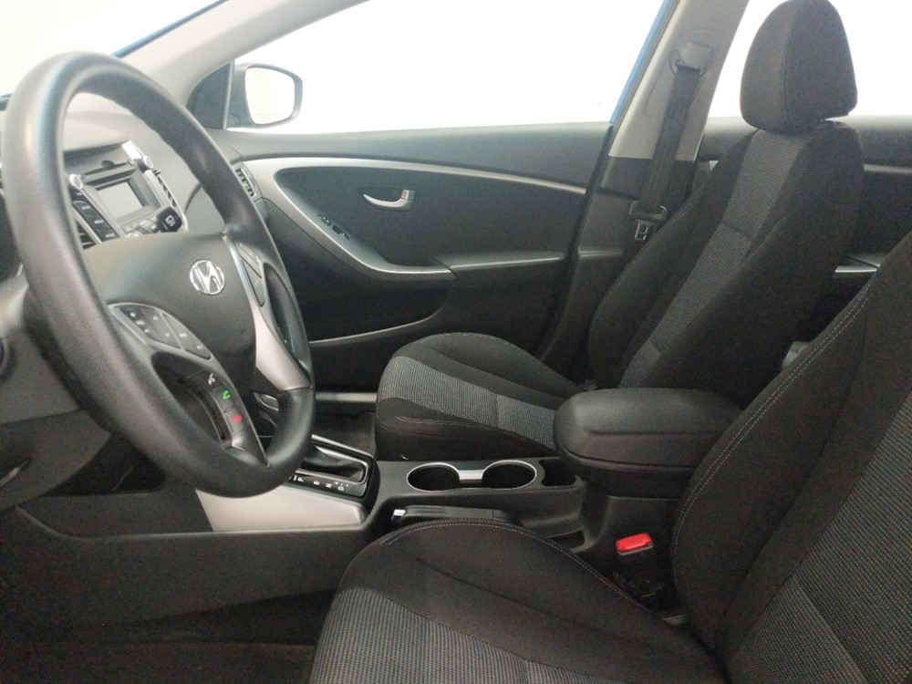 2017 Hyundai Elantra - Driver Front Seat