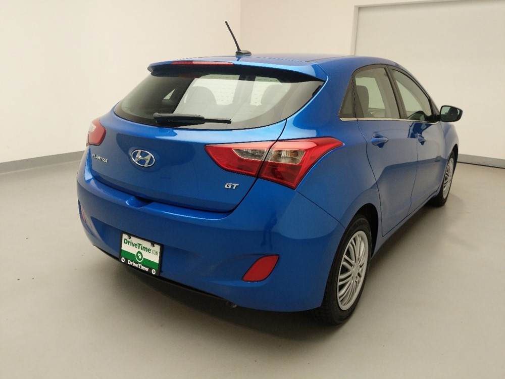 2017 Hyundai Elantra - Passenger Rear Bumper