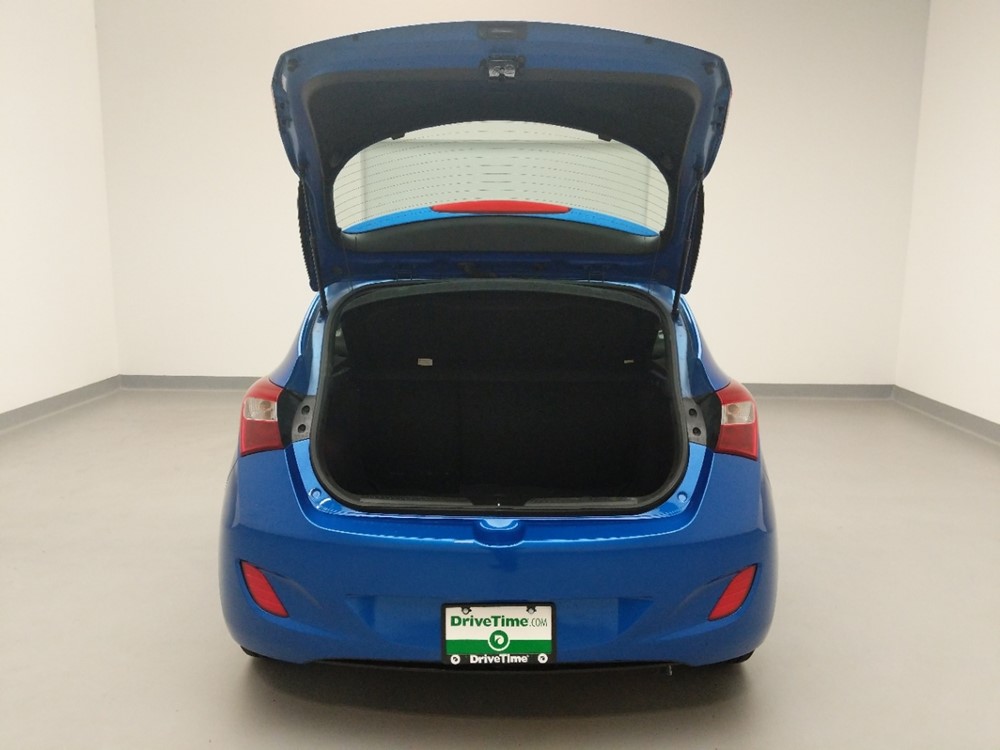 2017 Hyundai Elantra - Trunk