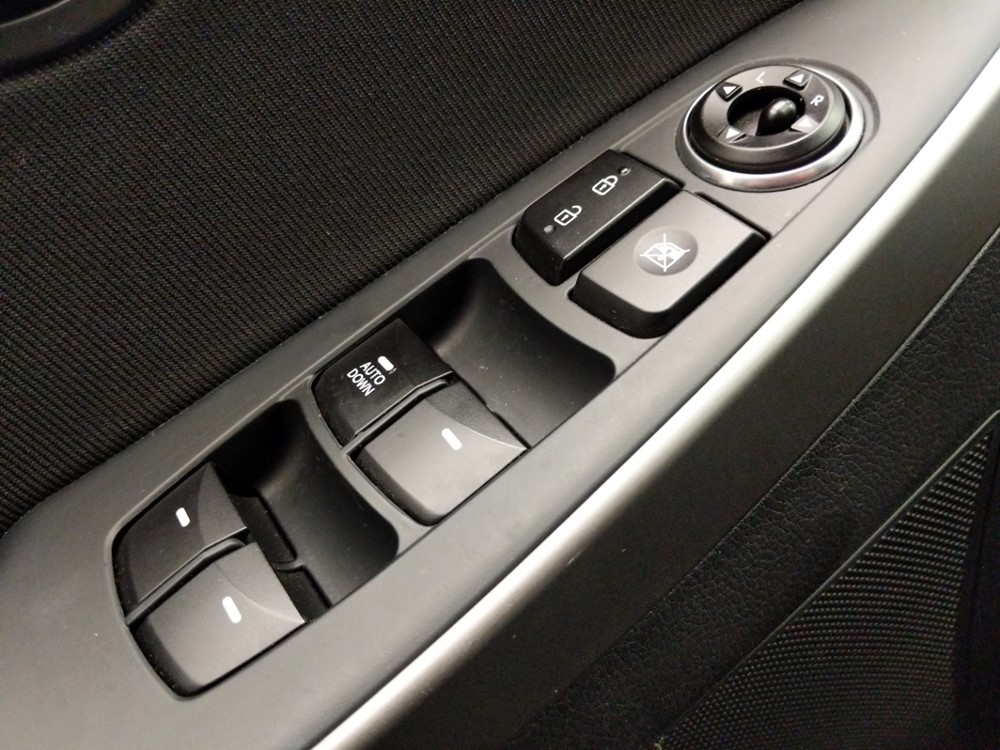2017 Hyundai Elantra - Driver Power Windows/Lock Control