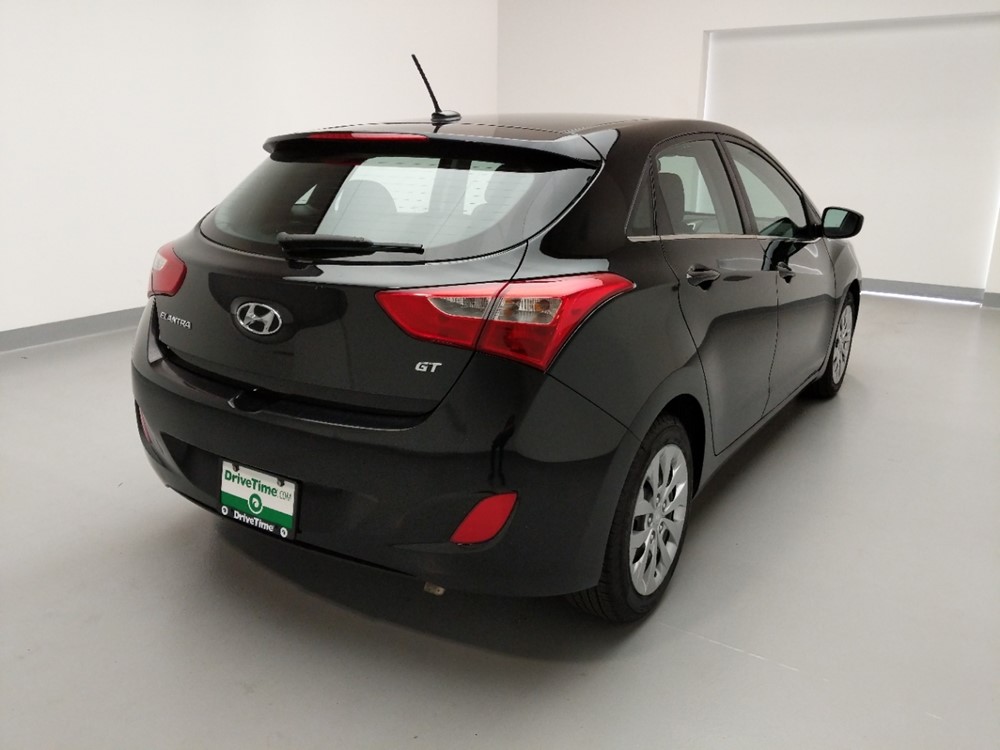 2017 Hyundai Elantra - Passenger Rear Bumper