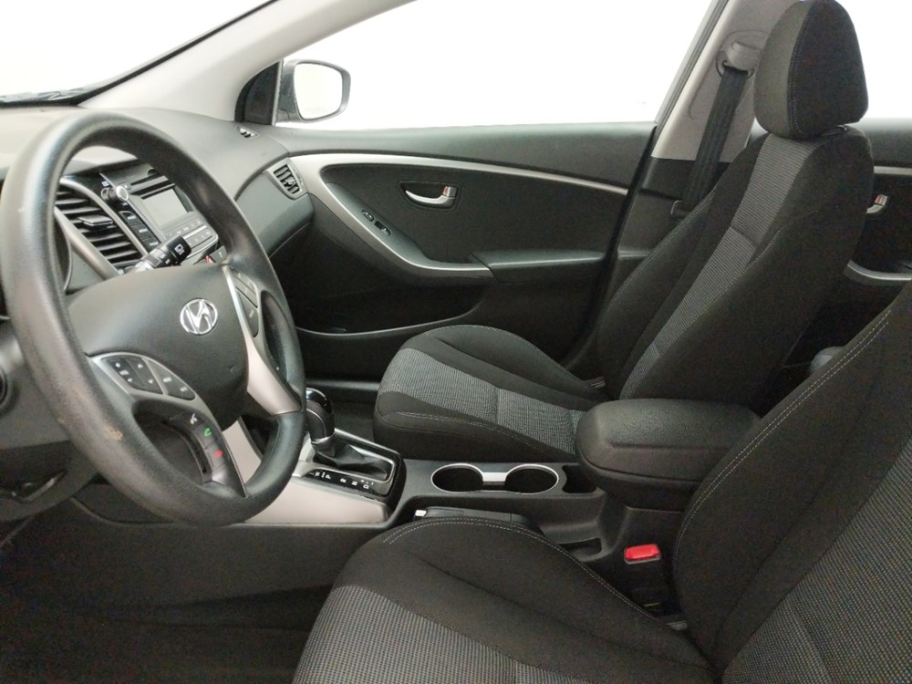 2017 Hyundai Elantra - Driver Front Seat