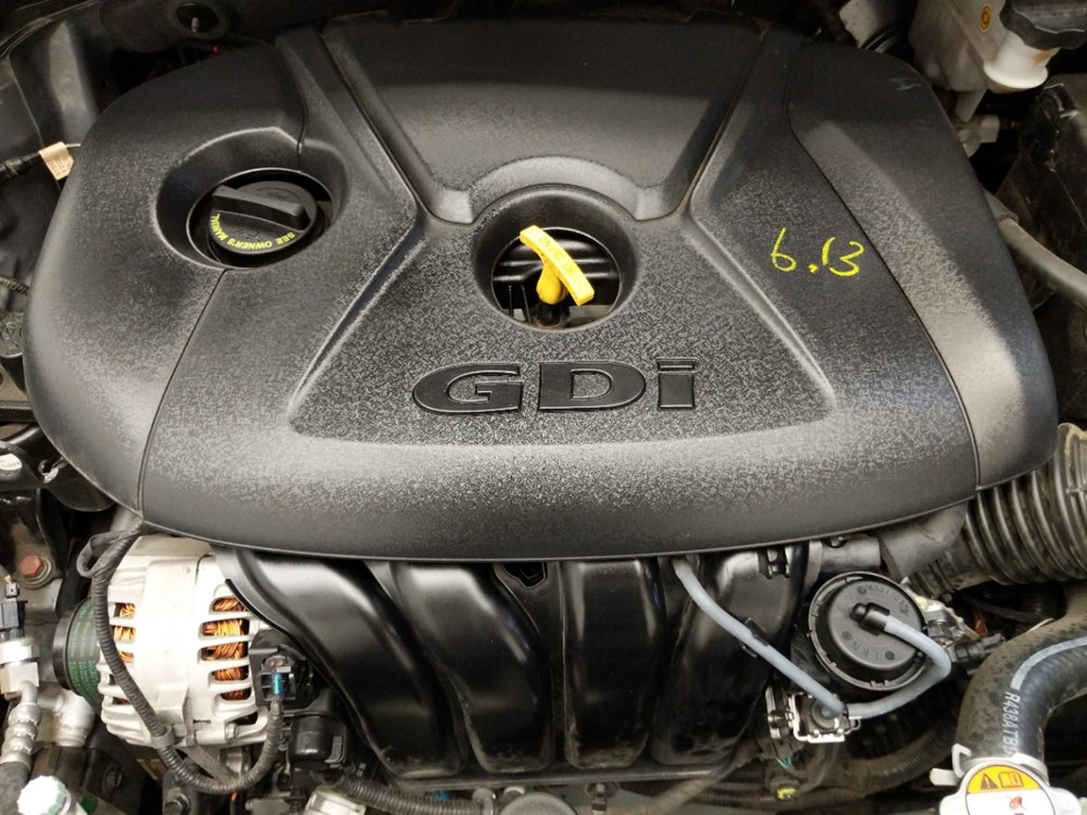 2017 Hyundai Elantra - Engine