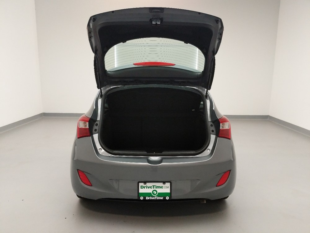 2017 Hyundai Elantra - Trunk