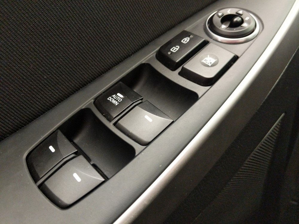 2017 Hyundai Elantra - Driver Power Windows/Lock Control
