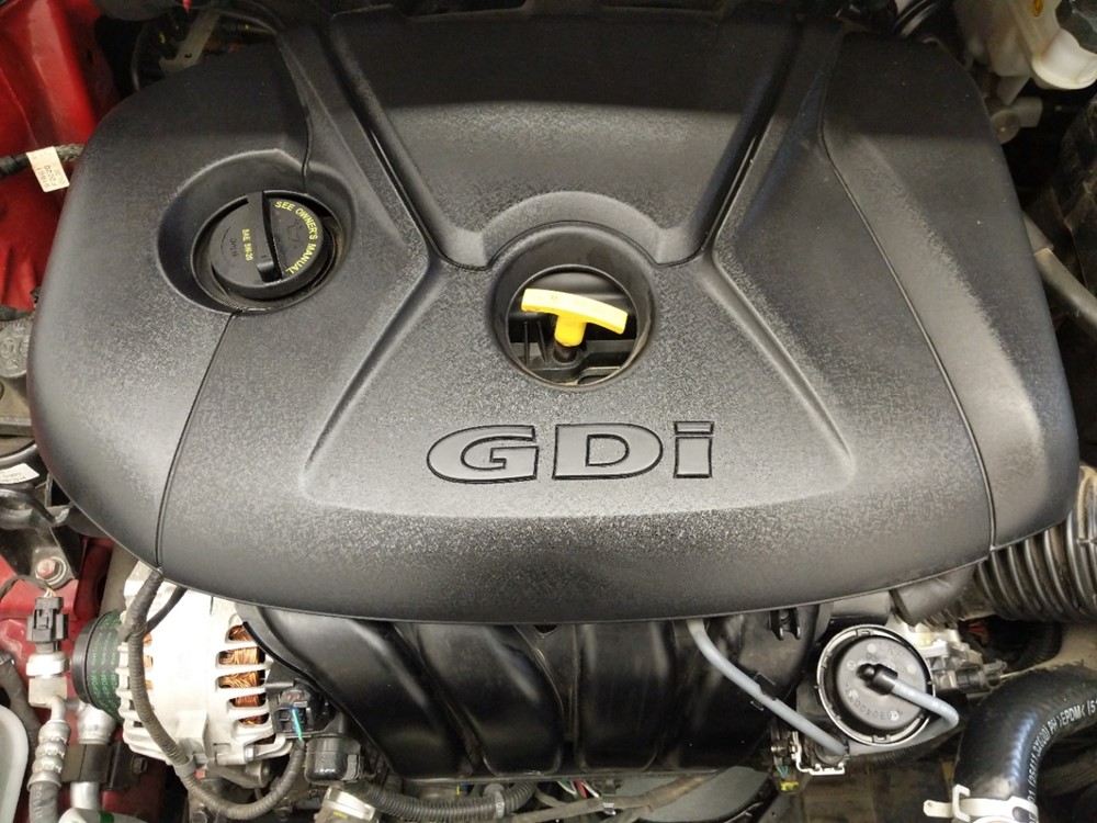 2017 Hyundai Elantra - Engine