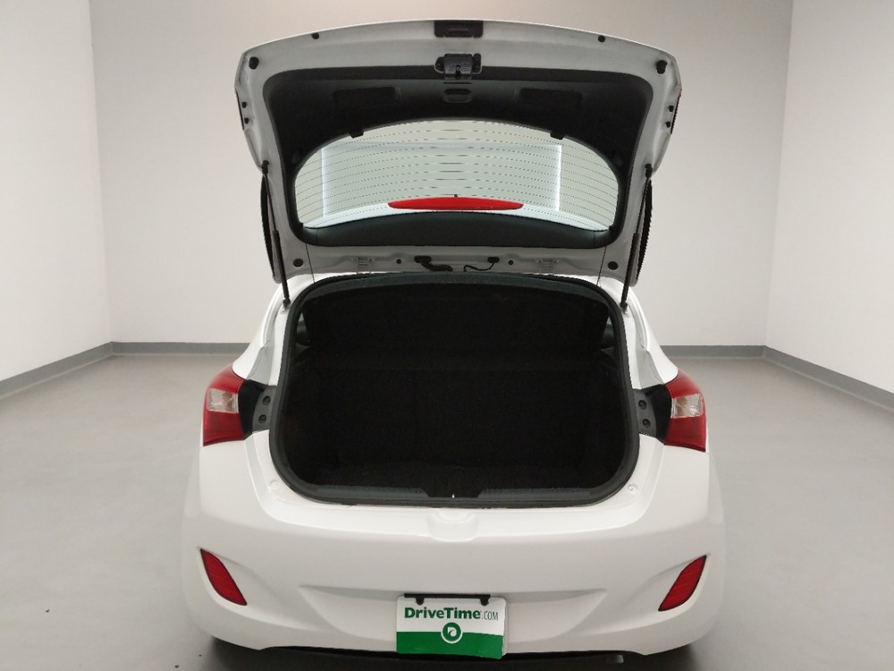2016 Hyundai Elantra - Trunk