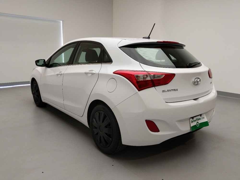 2016 Hyundai Elantra - Driver Rear Bumper
