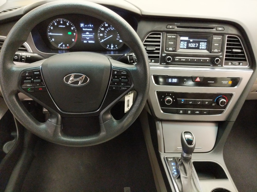 2017 Hyundai Sonata - Driver Dash