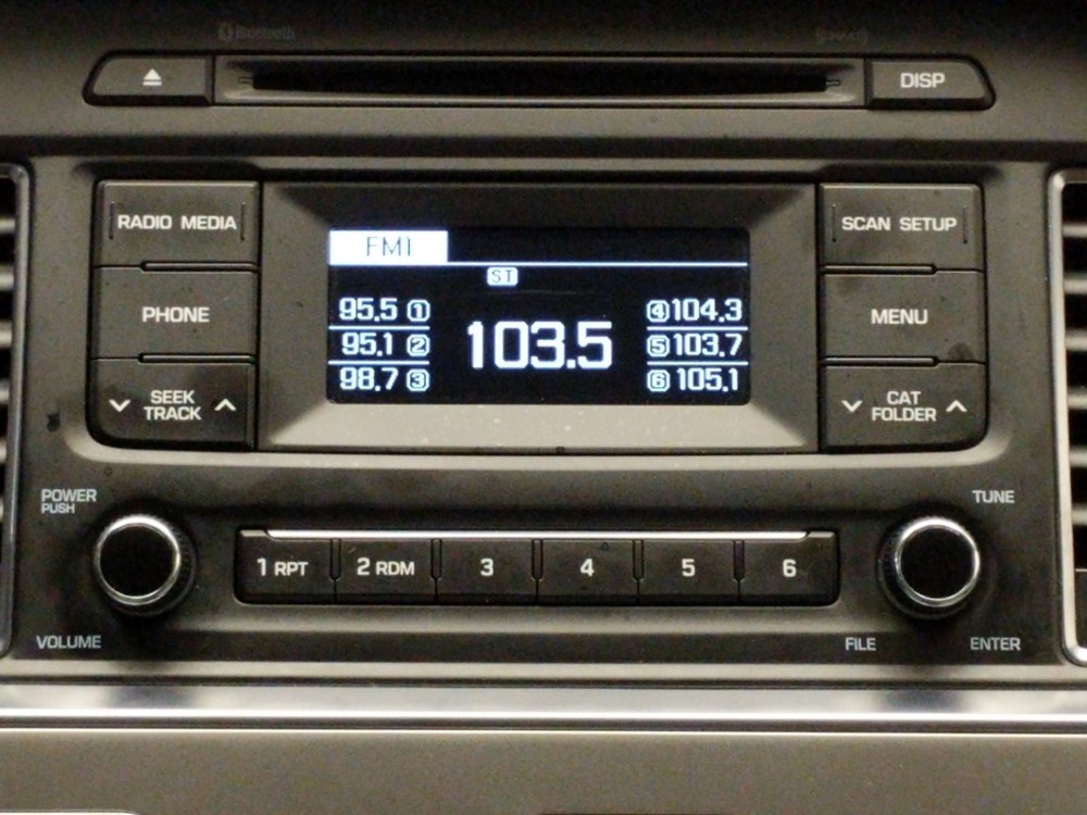 2017 Hyundai Sonata - Stereo Package
