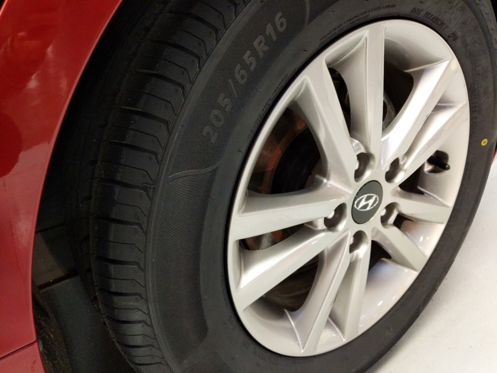 2017 Hyundai Sonata - Wheel